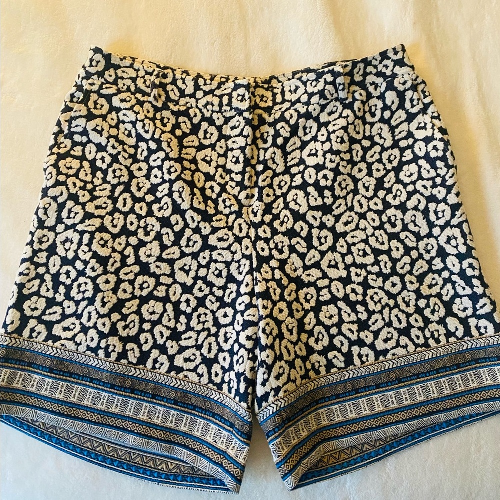 J Mclaughlin Trixie Cheetah Jacquard Shorts Women’s Size 10